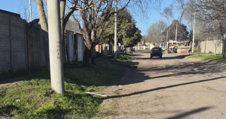 Una pelea entre vecinos terminó con un hombre apuñalado en el barrio Obreros de la Construcción